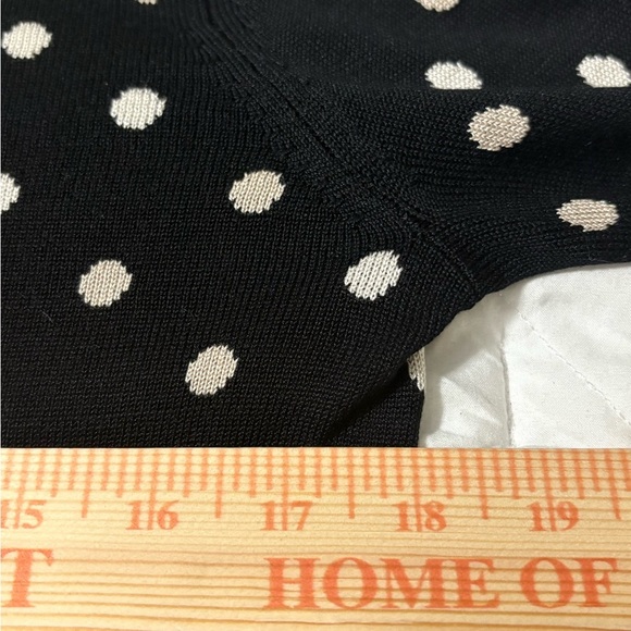 Neiman Marcus Black, White and cream polka dot 100% Silk Sweater. - Picture 6 of 9